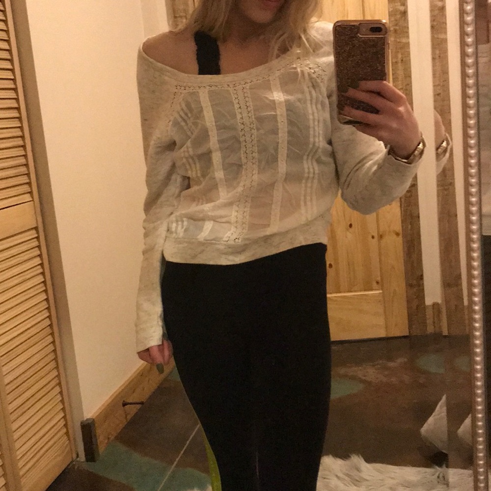 American Eagle sweater